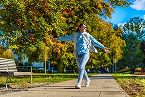 How Can a Knee Replacement Surgeon in Spokane Help You Walk Without Pain?